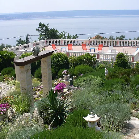 아파트호텔 Vital-areal Tilia 야세니스